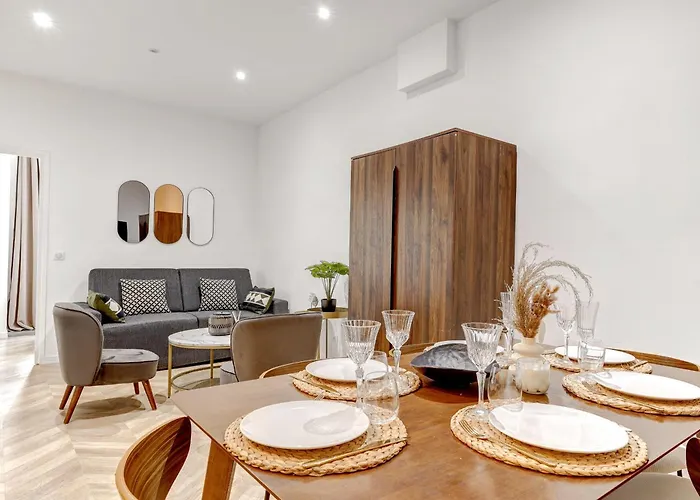Appartement Elegant Pres Du Jardin Du Luxembourg