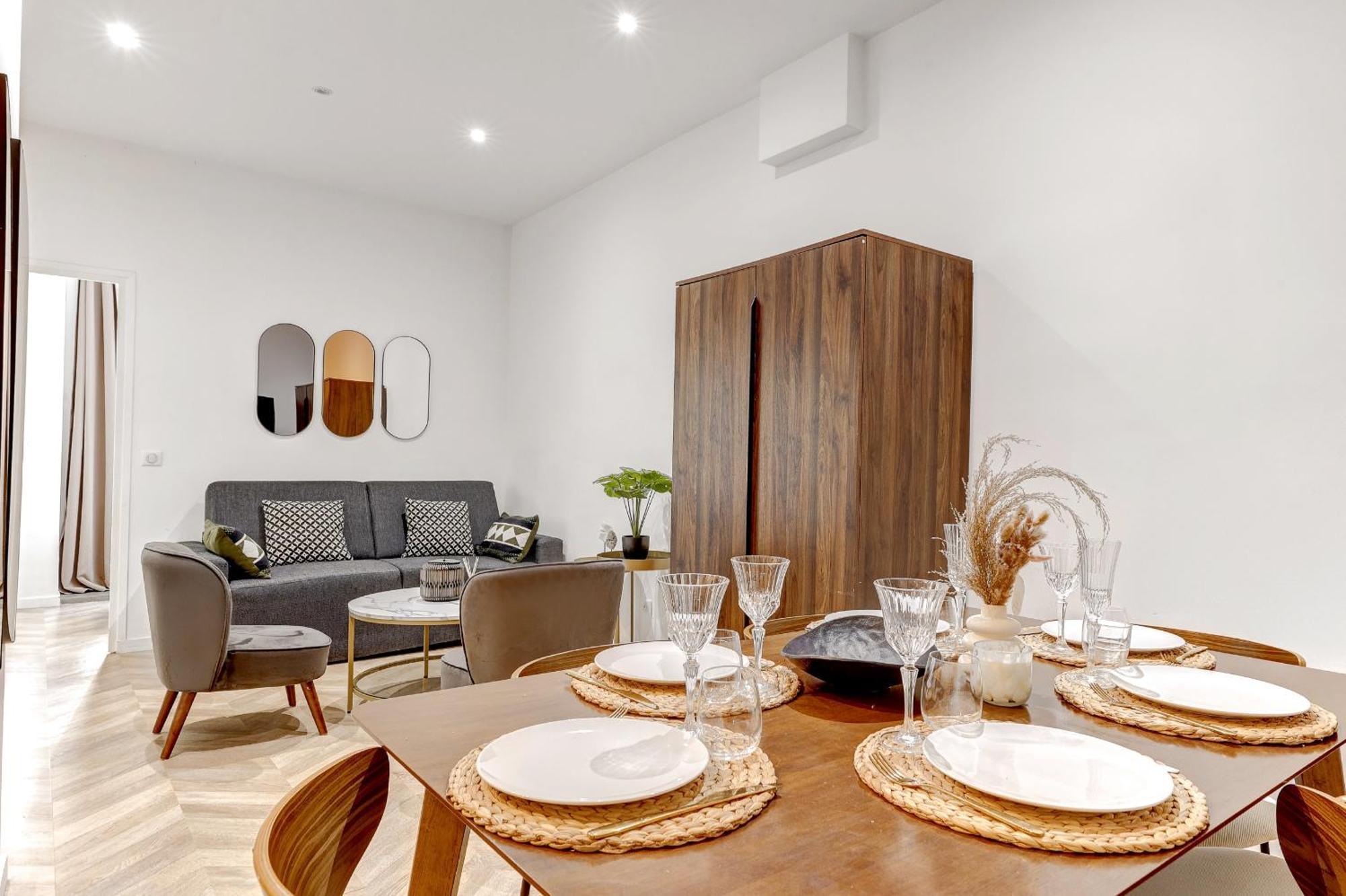 Appartement Elegant Pres Du Jardin Du Luxembourg