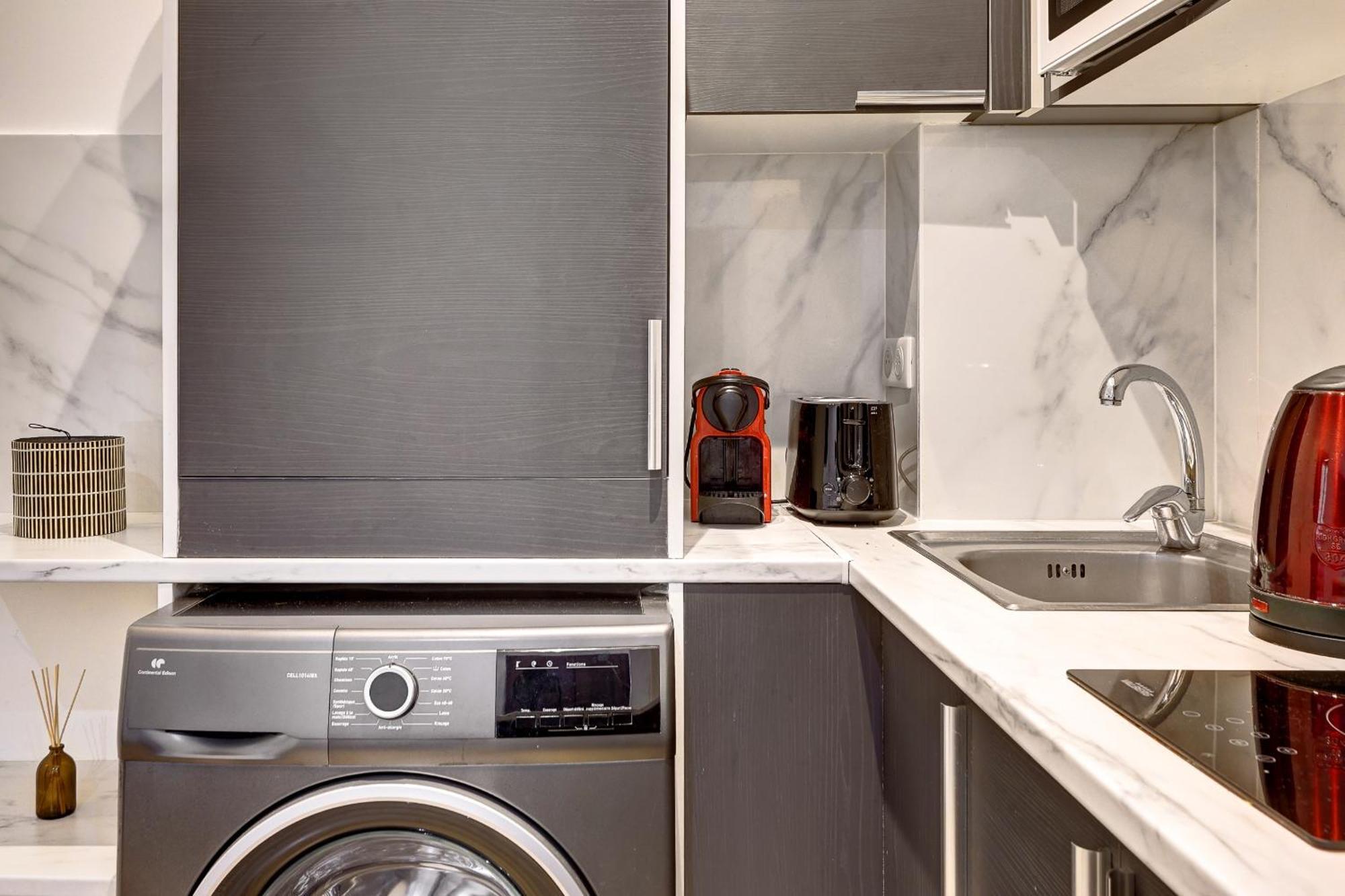 Appartement Elegant Pres Du Jardin Du Luxembourg Parijs